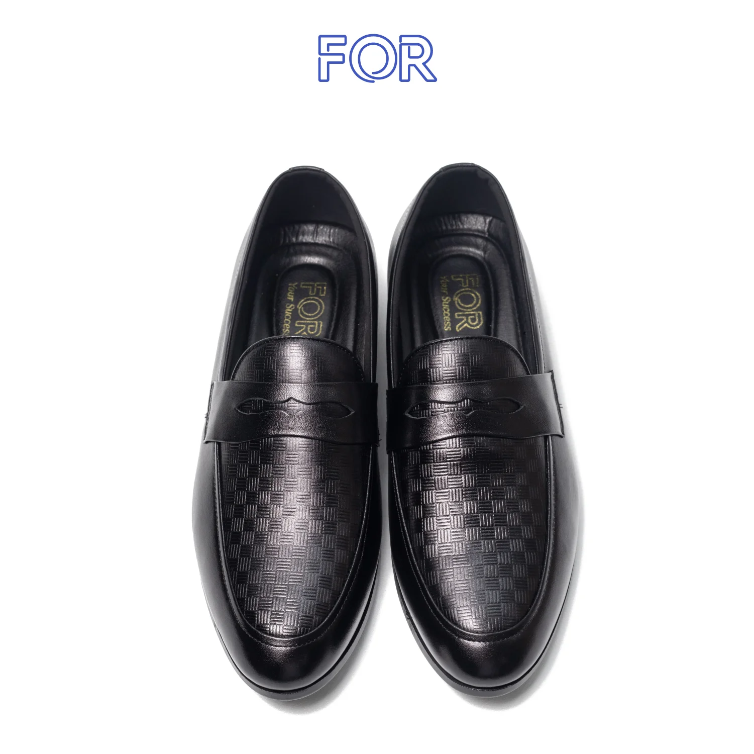 GIÀY PENNY LOAFER DA BÒ VÂN ĐAN MÀU  ĐEN PLF16