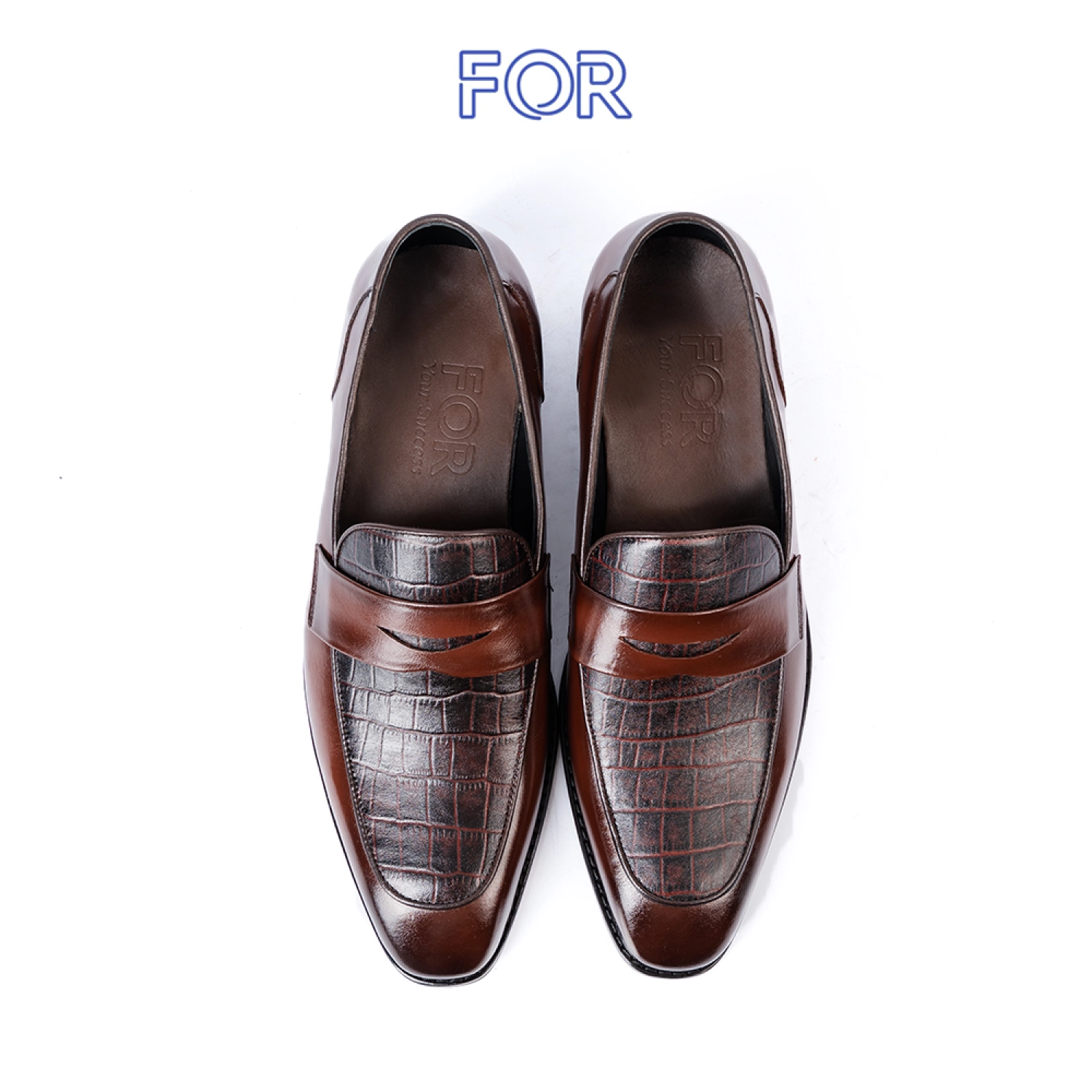 GIÀY PENNY LOAFER DA BÒ VÂN CÁ SẤU  MÀU NÂU SẬM PLF27