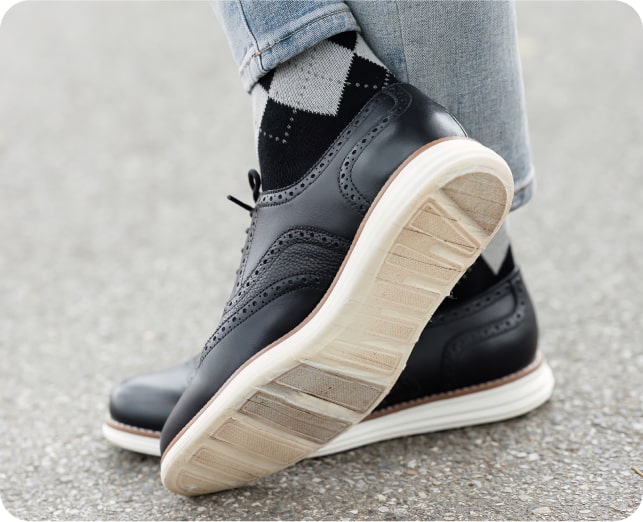 GIÀY SNEAKER PHỐI DA MILL HẠT MÀU ĐEN SIÊU NHẸ FT03