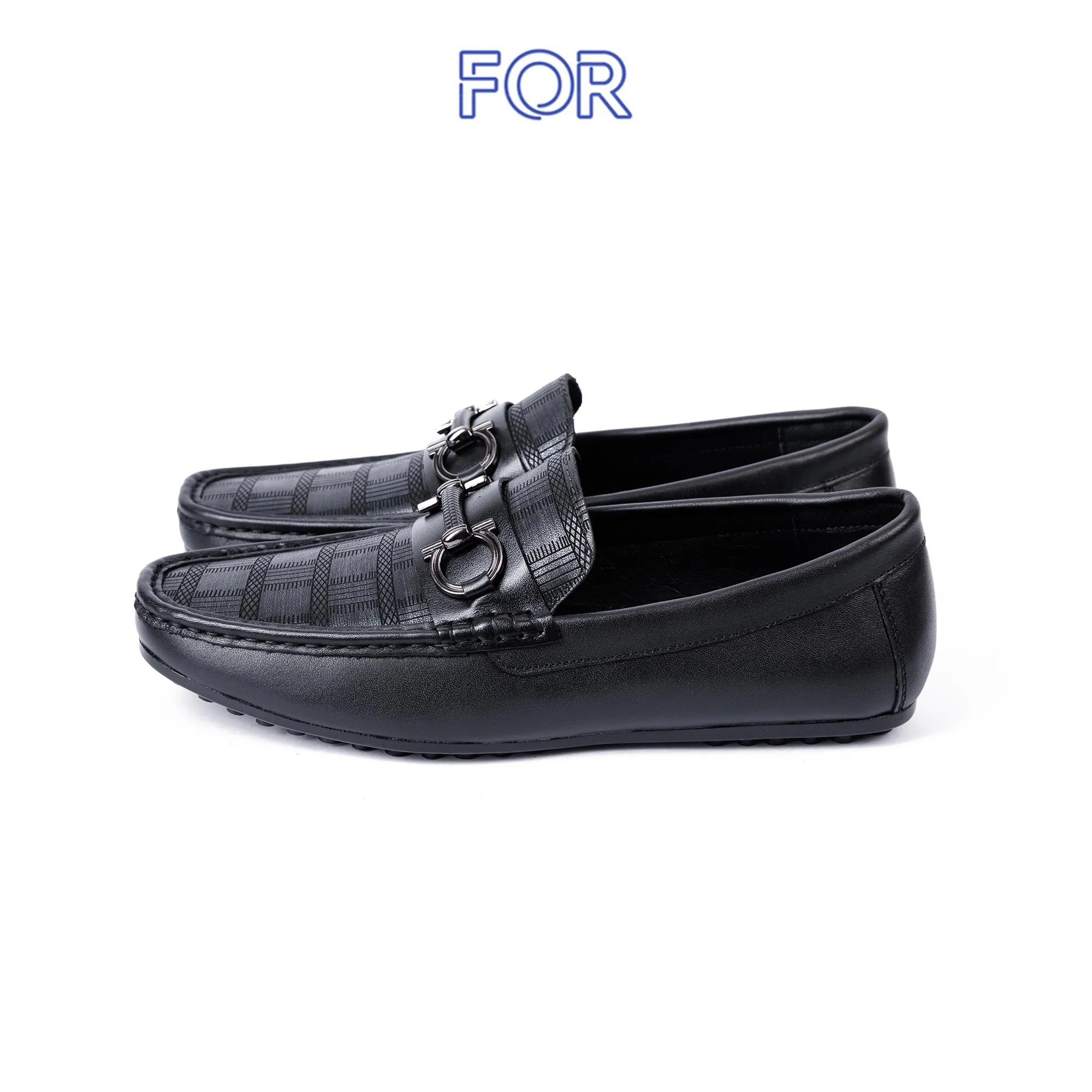 GIÀY LƯỜI MOCCASIN DA BÒ VÂN KẺ CÓ KHUY MF03