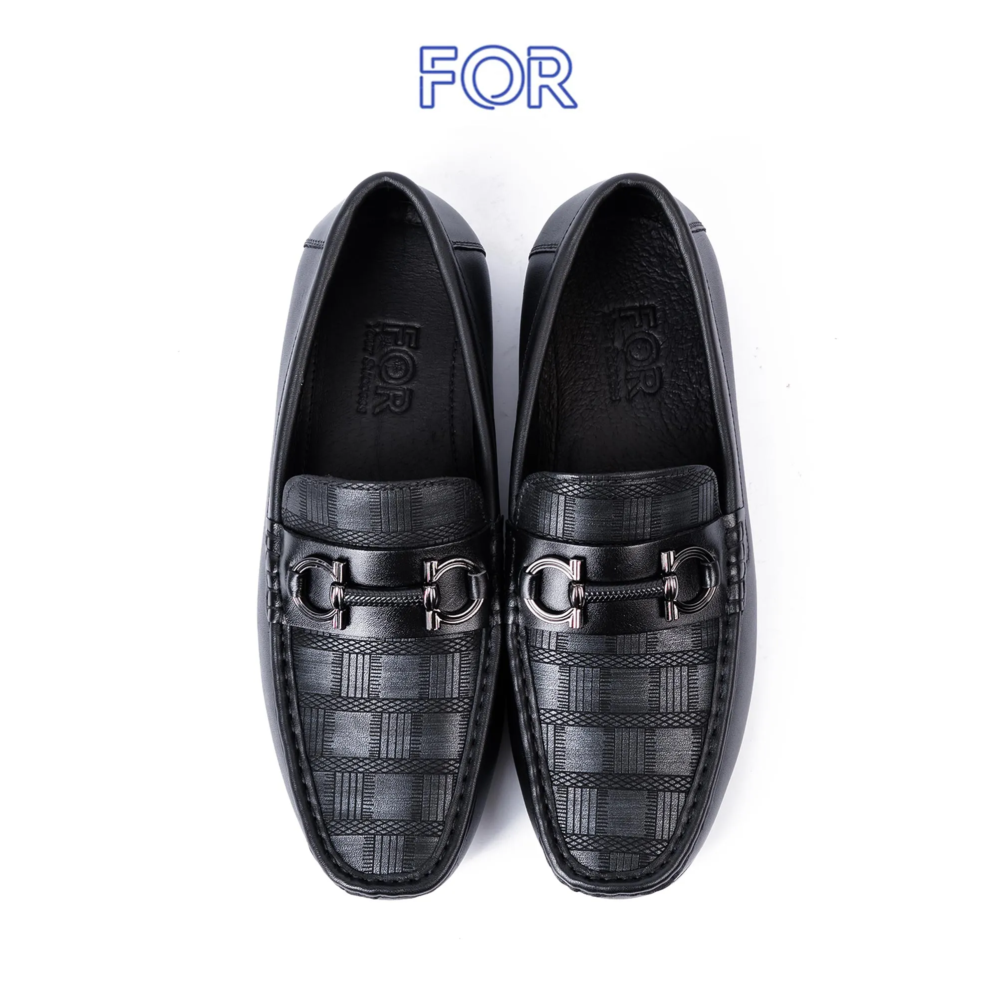 GIÀY LƯỜI MOCCASIN DA BÒ VÂN KẺ CÓ KHUY MF03