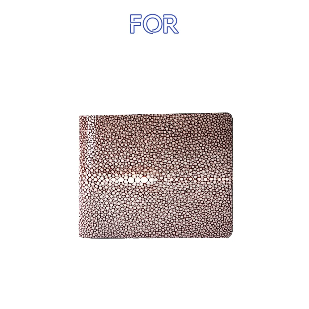 VÍ NGANG DA CÁ ĐUỐI KHÂU TAY THỦ CÔNG CÓ NGĂN PHỤ MÀU NÂU V03-N