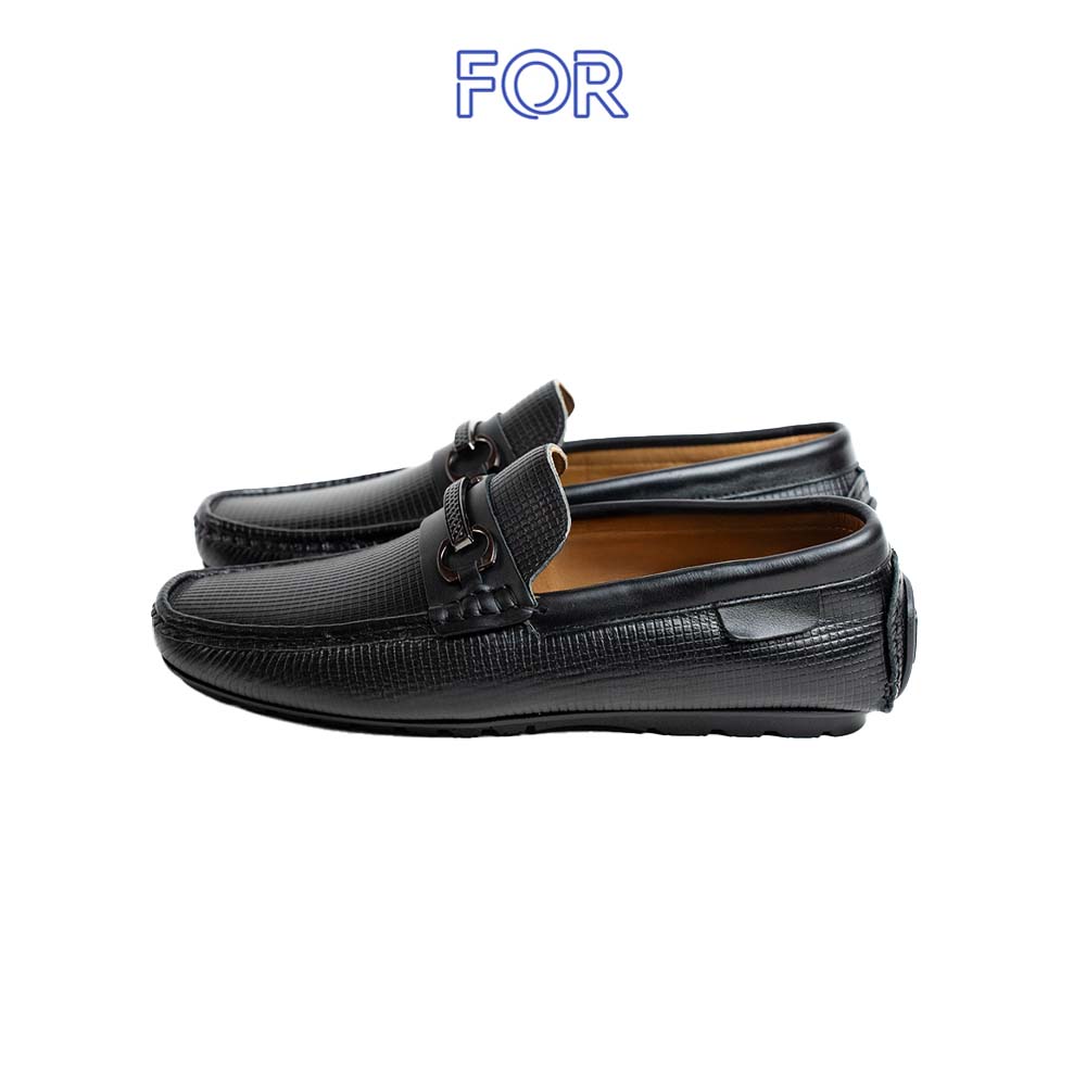Giày lười Moccasin da bò màu đen vân kẻ có khuy MF04