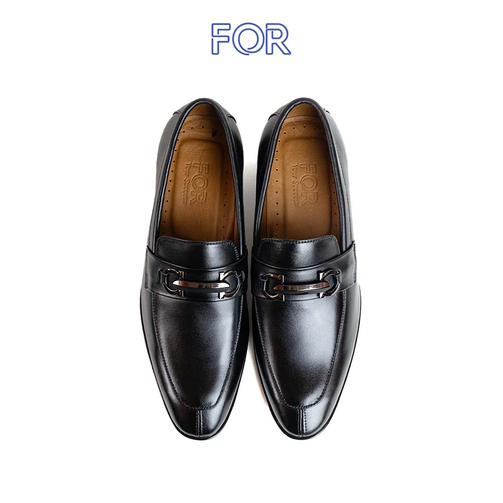 GIÀY LƯỜI PENNY LOAFERS DA BÒ MÀU ĐEN CÓ KHUY PHOM MŨI NHỌN HLF06
