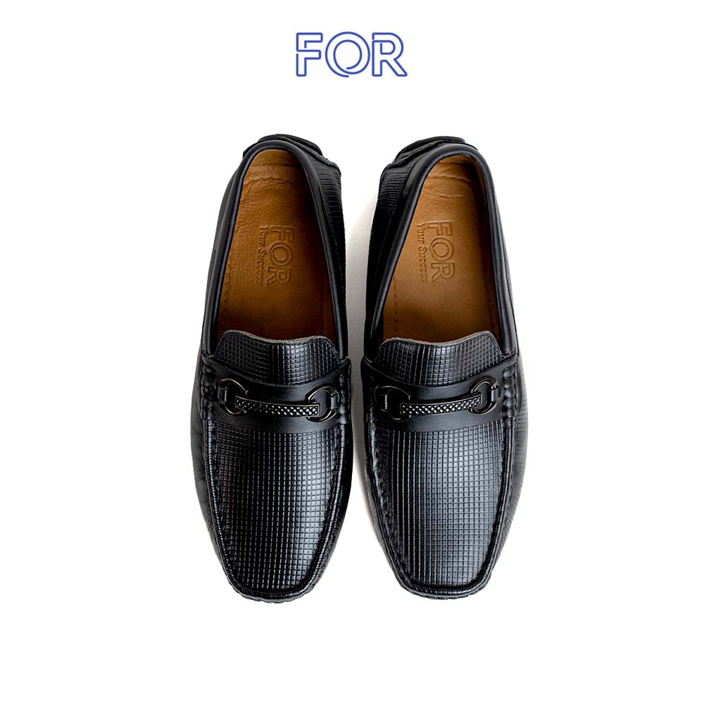 Giày lười Moccasin da bò màu đen vân kẻ có khuy MF04